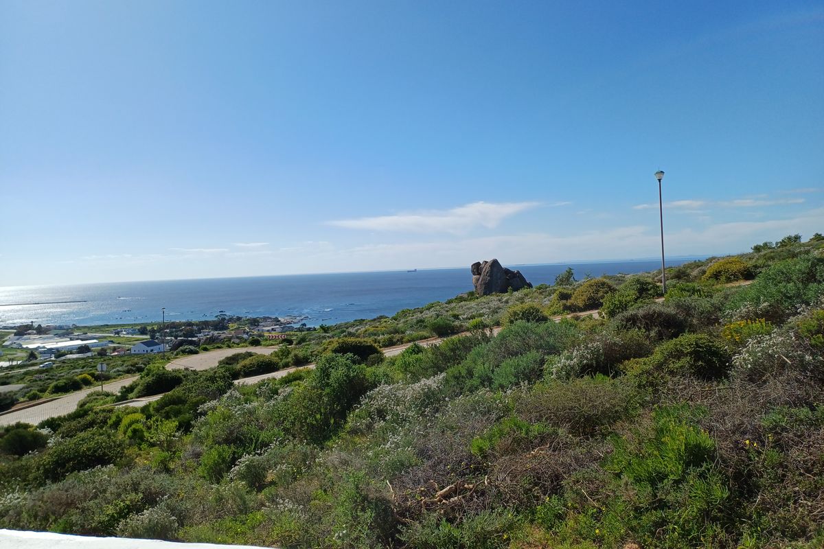 Beautiful Modern Home with Coastal & Mountain Panoramic Views for sale in St Helena Views - Photo 4