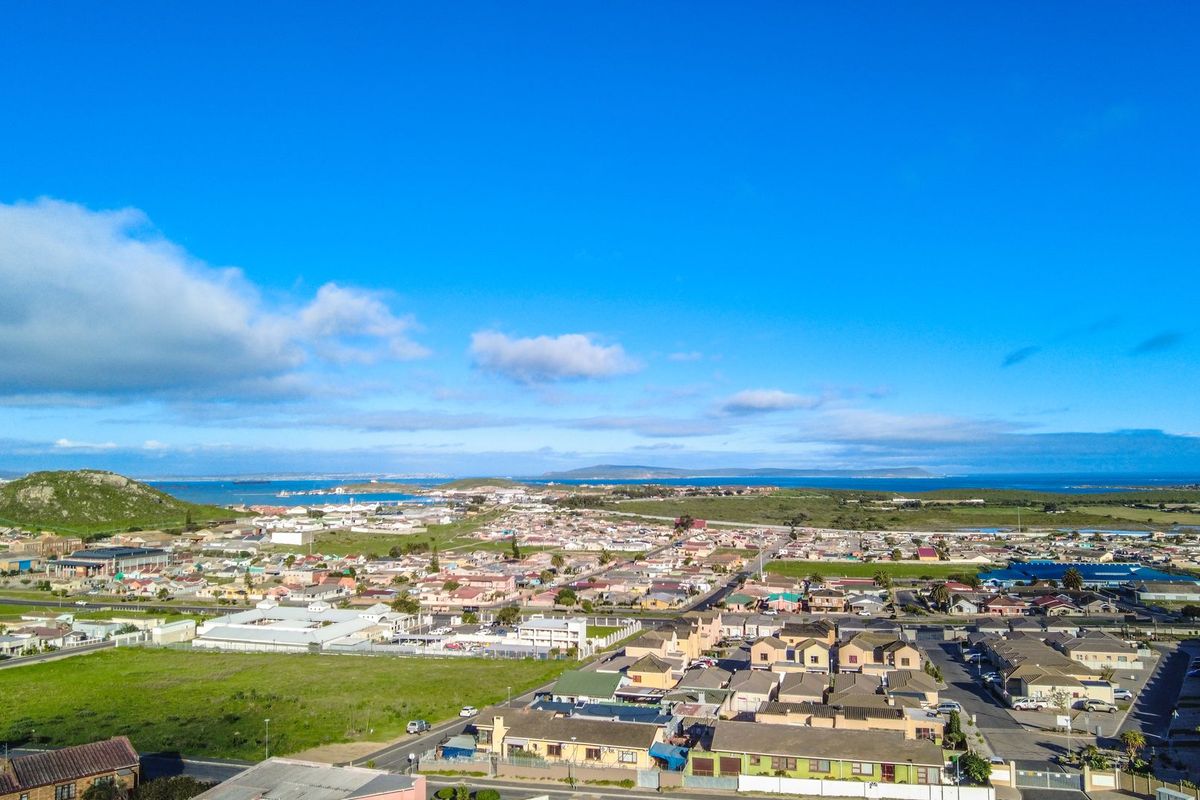 Hoogland Estate - Create Your Designer Haven with Breathtaking Views - Photo 2