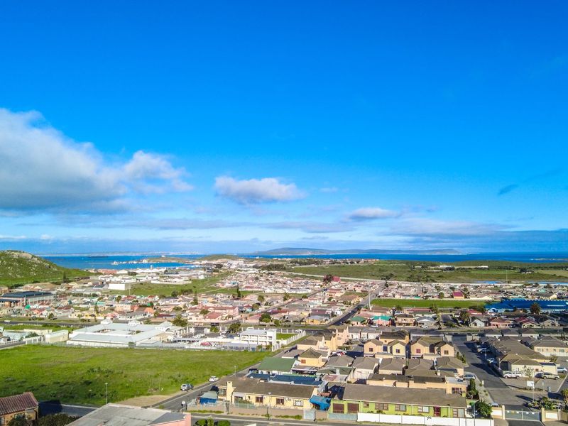 Hoogland Estate - Create Your Designer Haven with Breathtaking Views - Photo 2