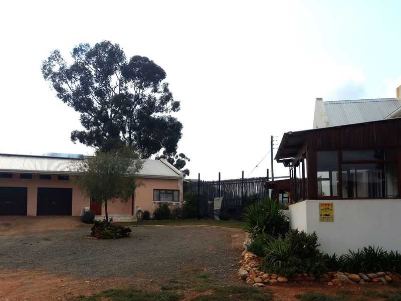 Smallholding of 1.2ha with 3 bedroom house with Studio flat for sale in Uniondale Western Cape - Photo 6
