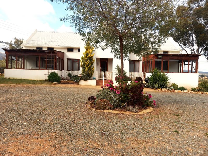 Smallholding of 1.2ha with 3 bedroom house with Studio flat for sale in Uniondale Western Cape - Photo 5