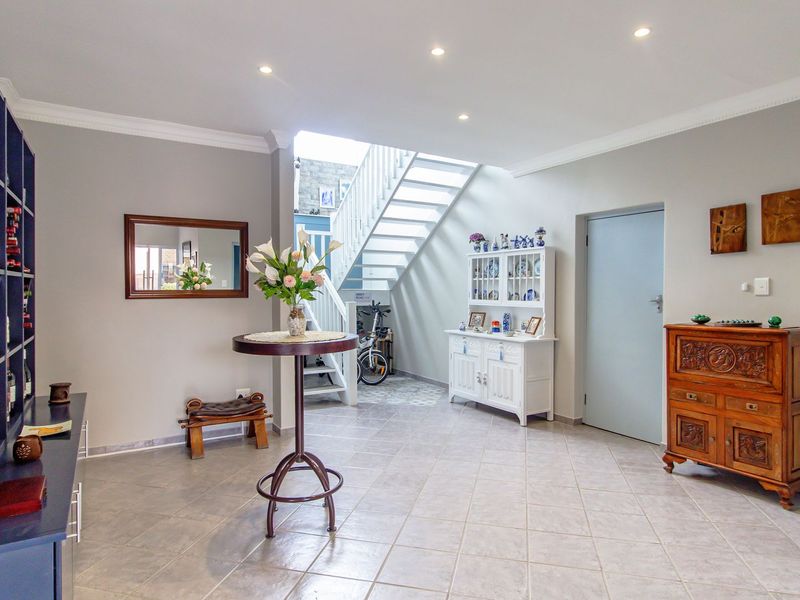 House Pending Sale In Yzerfontein - Photo 9