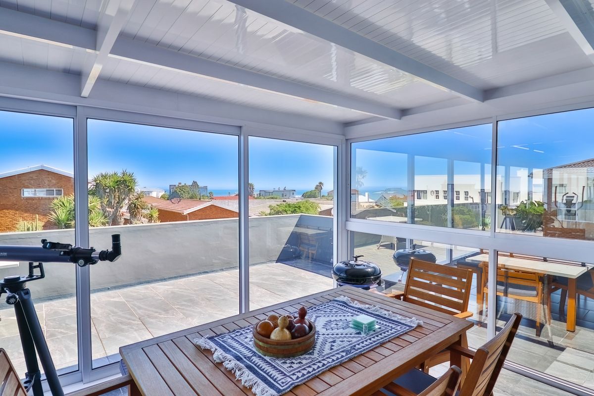 House Pending Sale In Yzerfontein - Photo 5