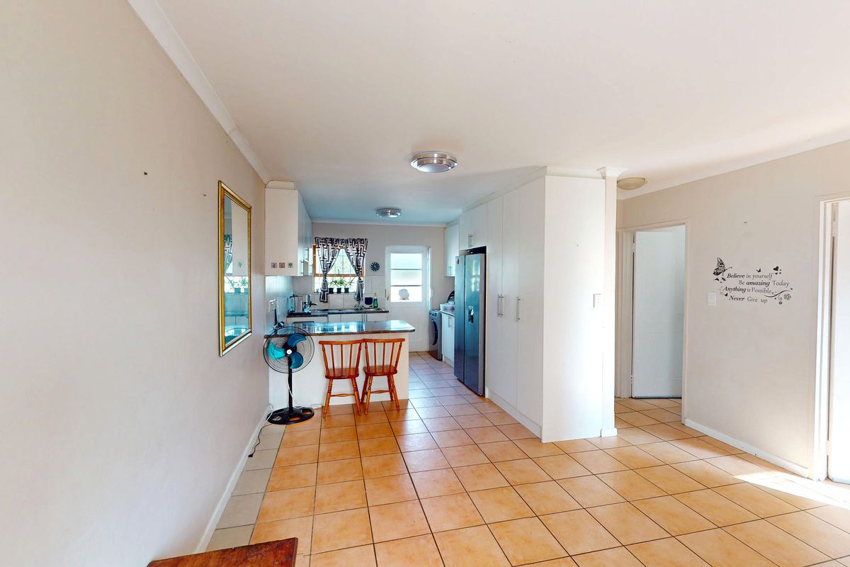Secure 2-Bedroom Home in Sought-After Complex - Photo 4