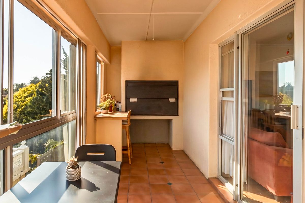 Spacious Apartment & Rare Investment Opportunity - Photo 4