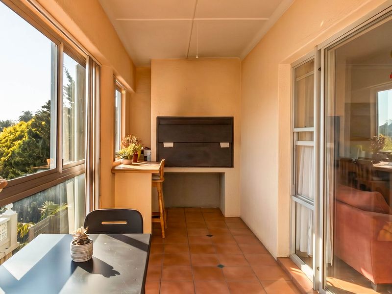 Spacious Apartment & Rare Investment Opportunity - Photo 4