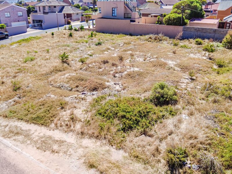 Discover Coastal Living at Its Best in Blouwater Bay - Photo 9