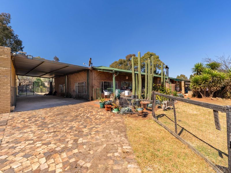 Unique Property with Exceptional Investment & Business Potential - Photo 8