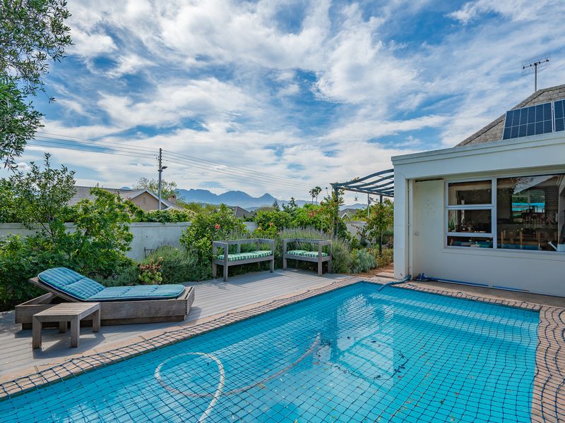 Beautiful 4-bed family home with 2-bed flat in Lochnerhof - Photo 3