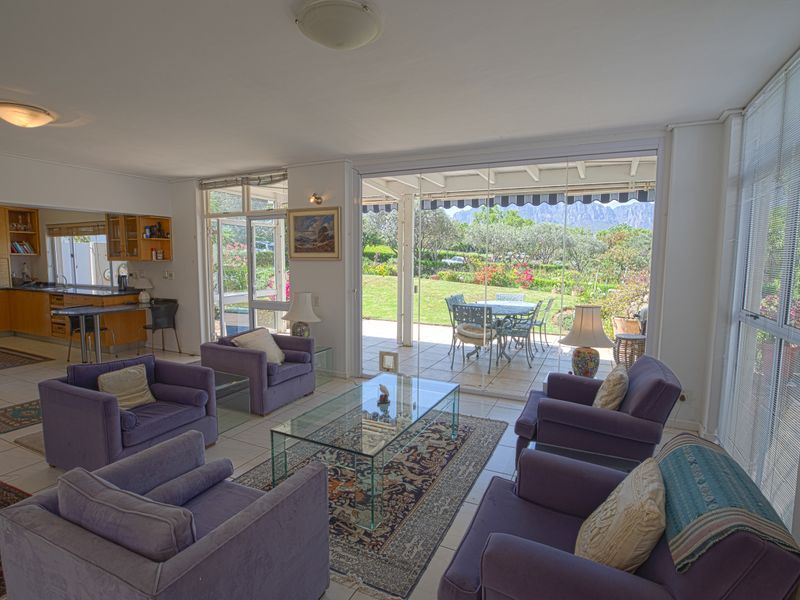 Lock up and go - a rare opportunity in sought after Erinvale Golf Estate - Photo 9