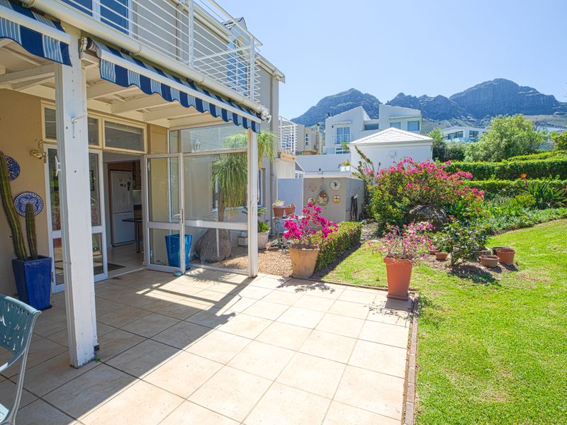 Lock up and go - a rare opportunity in sought after Erinvale Golf Estate - Photo 6