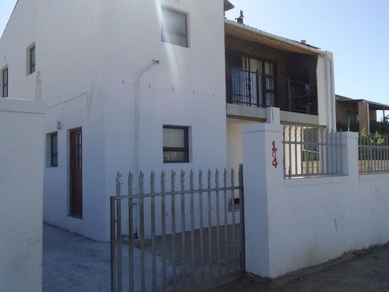 House For Sale In Somerset West - Photo 3