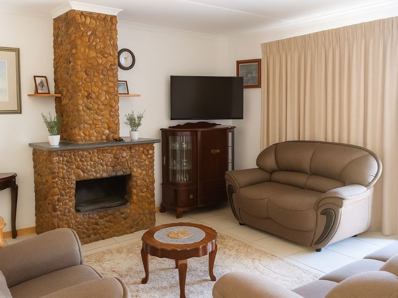 House For Sale In Somerset West - Photo 6