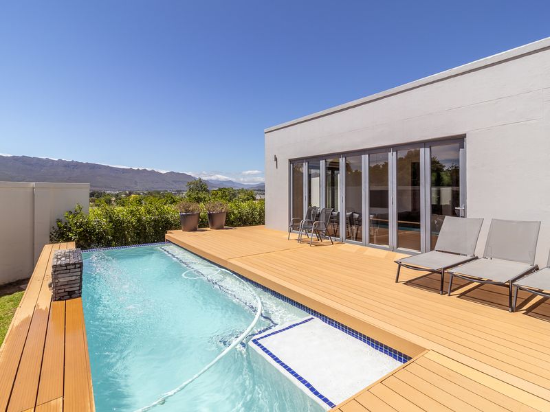 Modern 4 Bedroom Family Home with Study for Sale in Uitgezocht Boutique Lifestyle Estate - Photo 4