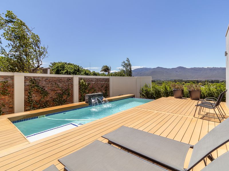 Modern 4 Bedroom Family Home with Study for Sale in Uitgezocht Boutique Lifestyle Estate - Photo 3