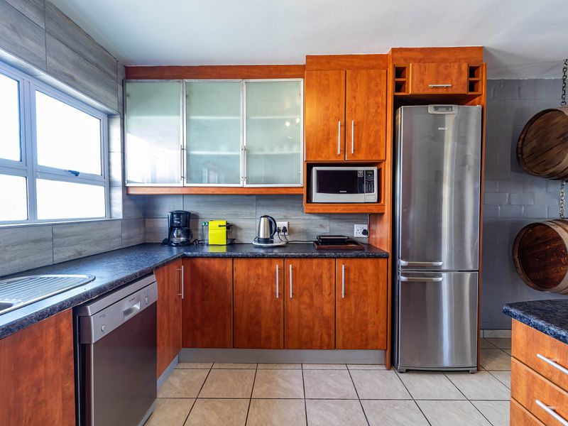 House For Sale In Yzerfontein - Photo 5