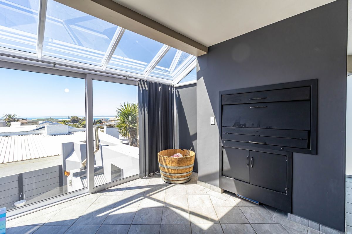 House For Sale In Yzerfontein - Photo 3