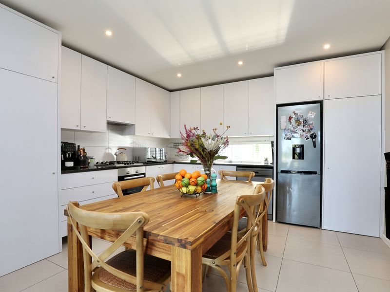 Charming 3 bedroom duplex in Somerset Lakes - Photo 3