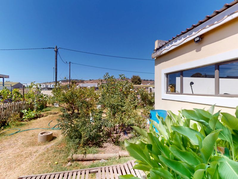 House For Sale In Somerset West - Photo 5