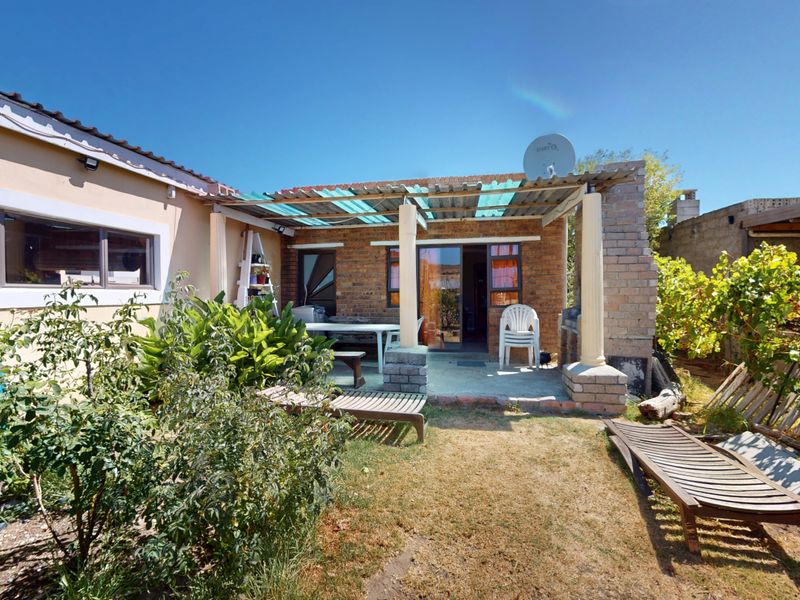 House For Sale In Somerset West - Photo 3