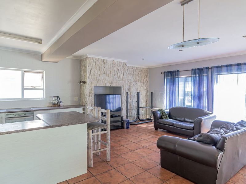 3 Bedroom House To Rent – Waterfront - Photo 5