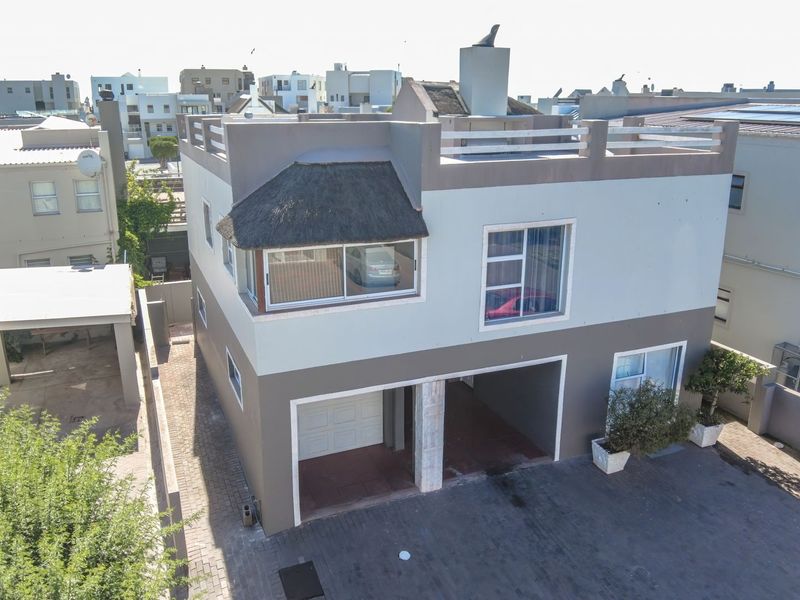 3 Bedroom House To Rent – Waterfront - Photo 3