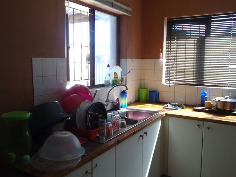 House For Sale In Macassar - Photo 7