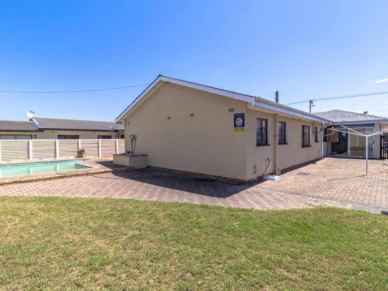 Warmth, Space & Location in the Heart of Goodwood Park - Photo 5