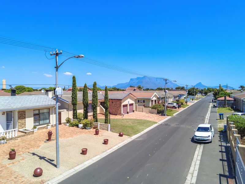 Warmth, Space & Location in the Heart of Goodwood Park - Photo 4