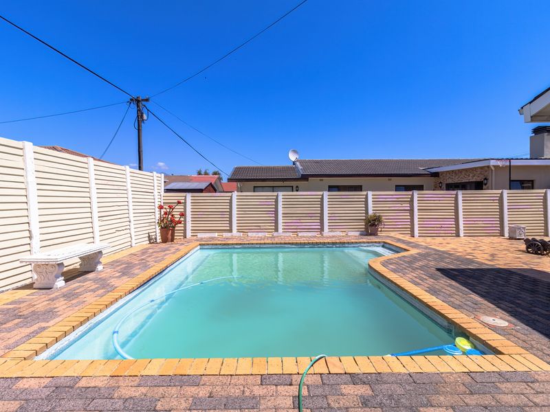 Warmth, Space & Location in the Heart of Goodwood Park - Photo 7