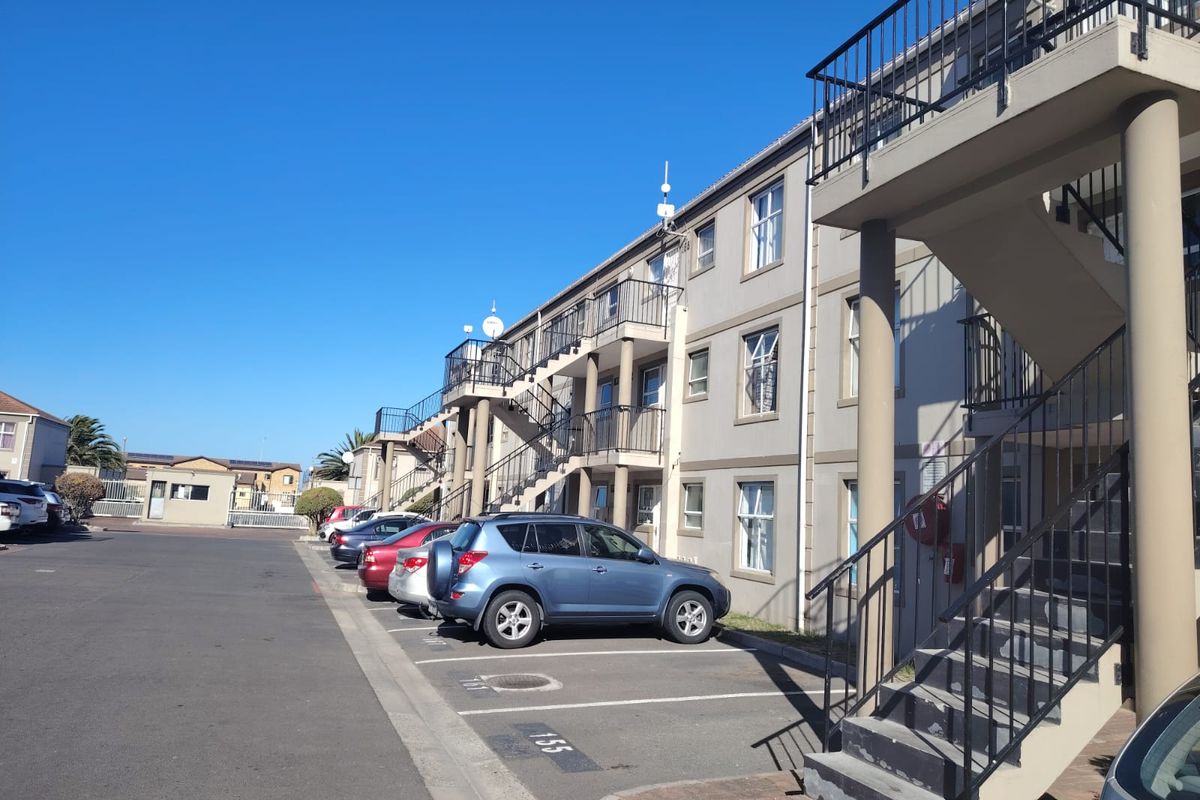 Ground Floor Apartment - Photo 4