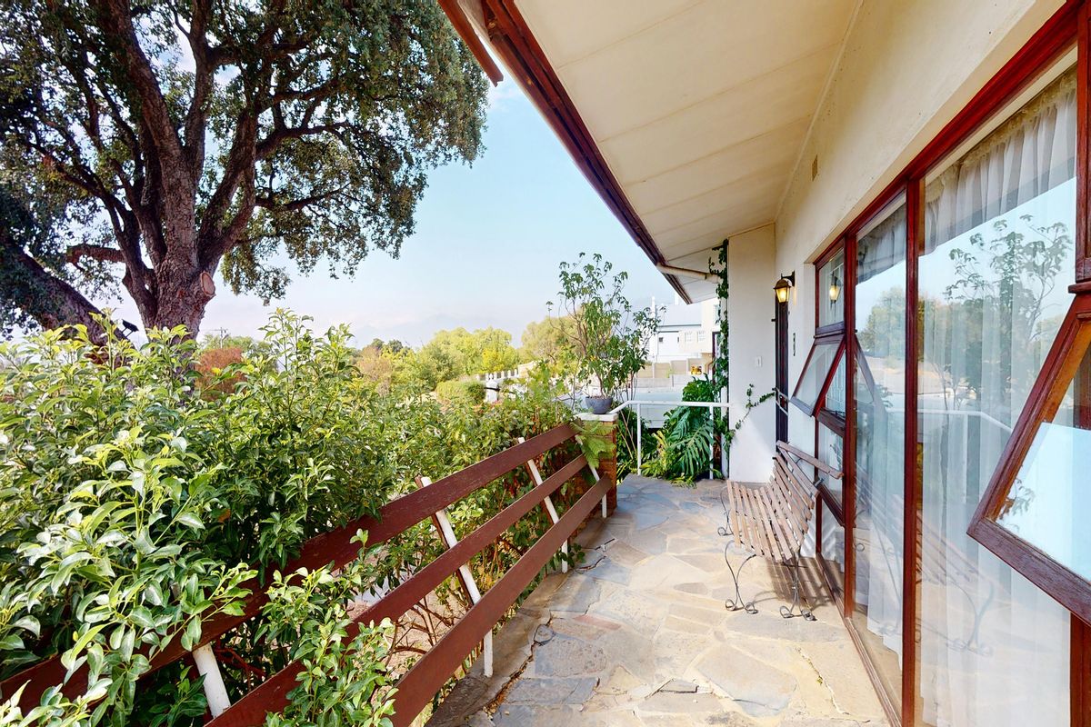 Ideal Family Home Near Courtrai Primary - Photo 4