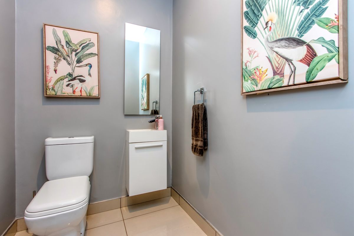 Large 3 bedroom family home - Photo 4