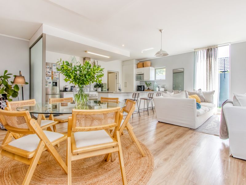 Large 3 bedroom family home - Photo 7