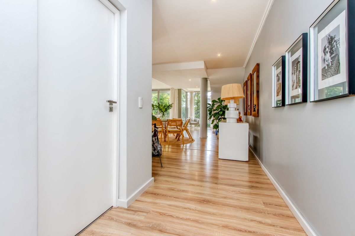 Large 3 bedroom family home - Photo 3