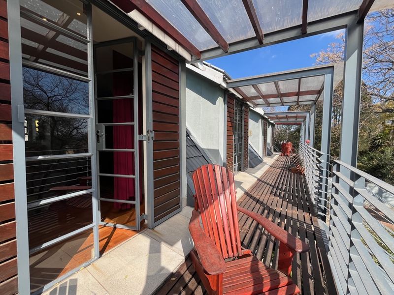 Chic Studio Retreat in Linden – All-Inclusive Living Made Easy - Photo 3