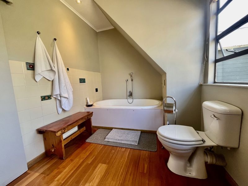 Chic Studio Retreat in Linden – All-Inclusive Living Made Easy - Photo 7