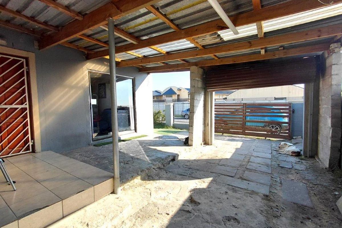 Add your personal touch to this property offering space and opportunity - Photo 2