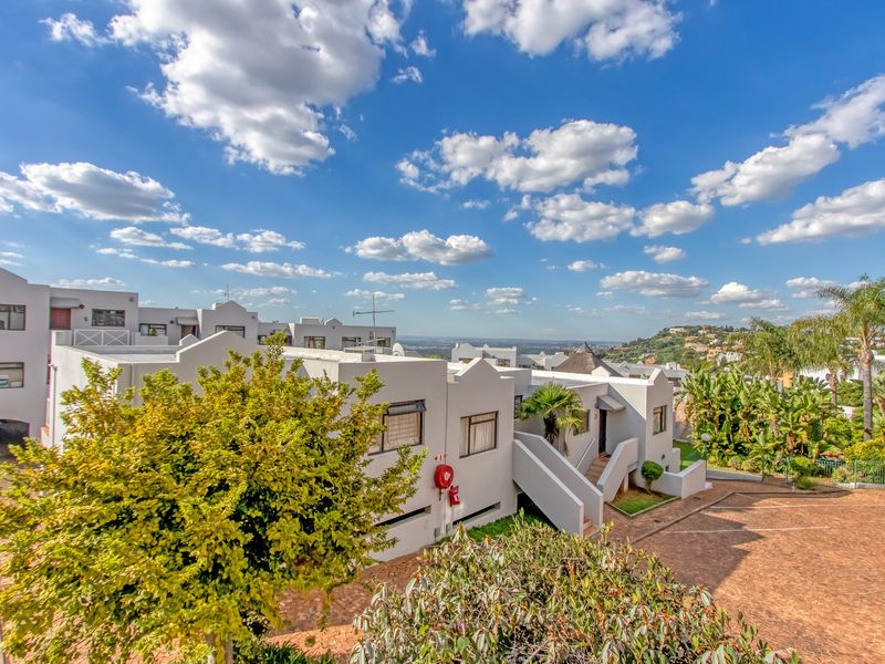 2 Bedroom Apartment - Photo 4