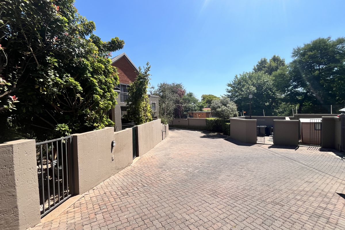 1 Bedroom Ground-floor apartment - Photo 3