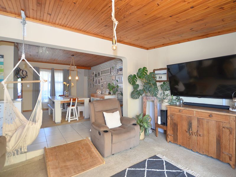 You Have to View to See the Potential - Photo 5