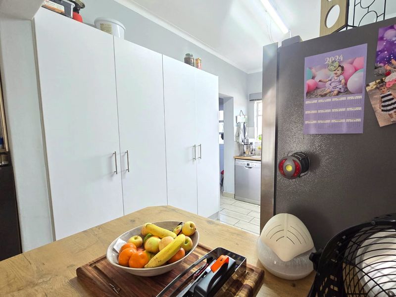 Hot new release! - Photo 10