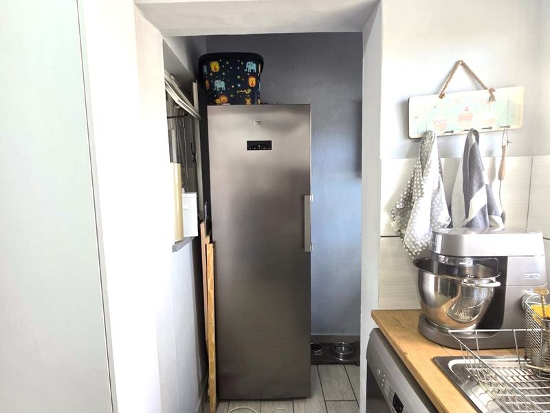 Hot new release! - Photo 7