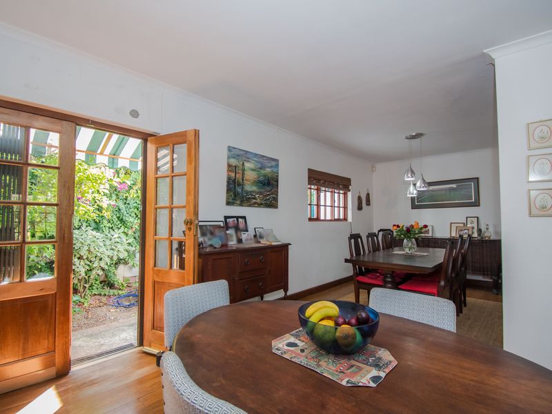 Cute Cape Cottage in established suburb - Photo 9