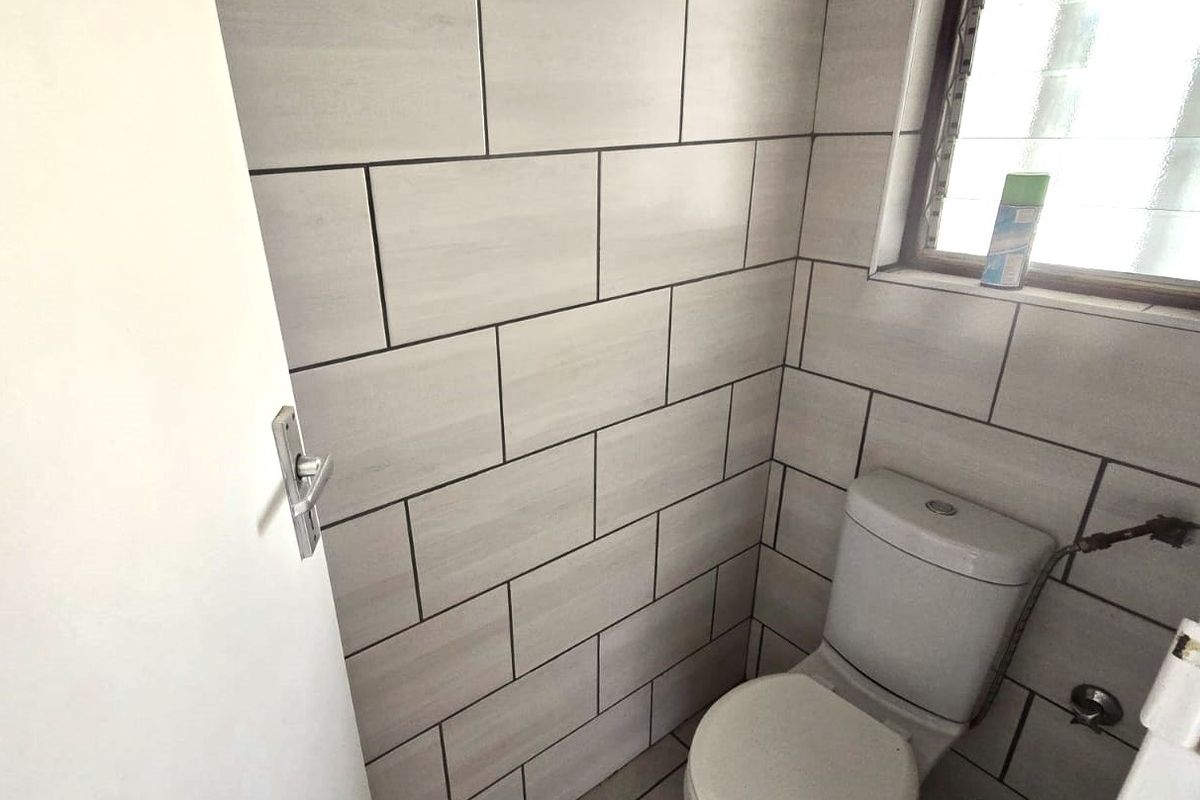 Spacious home to rent in central position - Photo 4