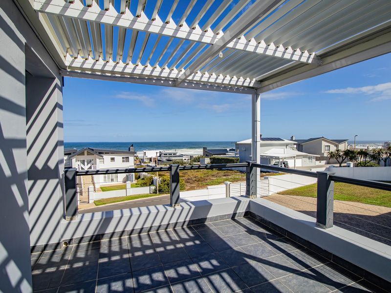 House For Sale In Yzerfontein - Photo 4