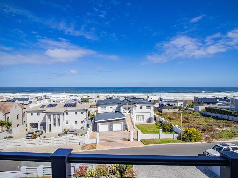 House For Sale In Yzerfontein - Photo 2