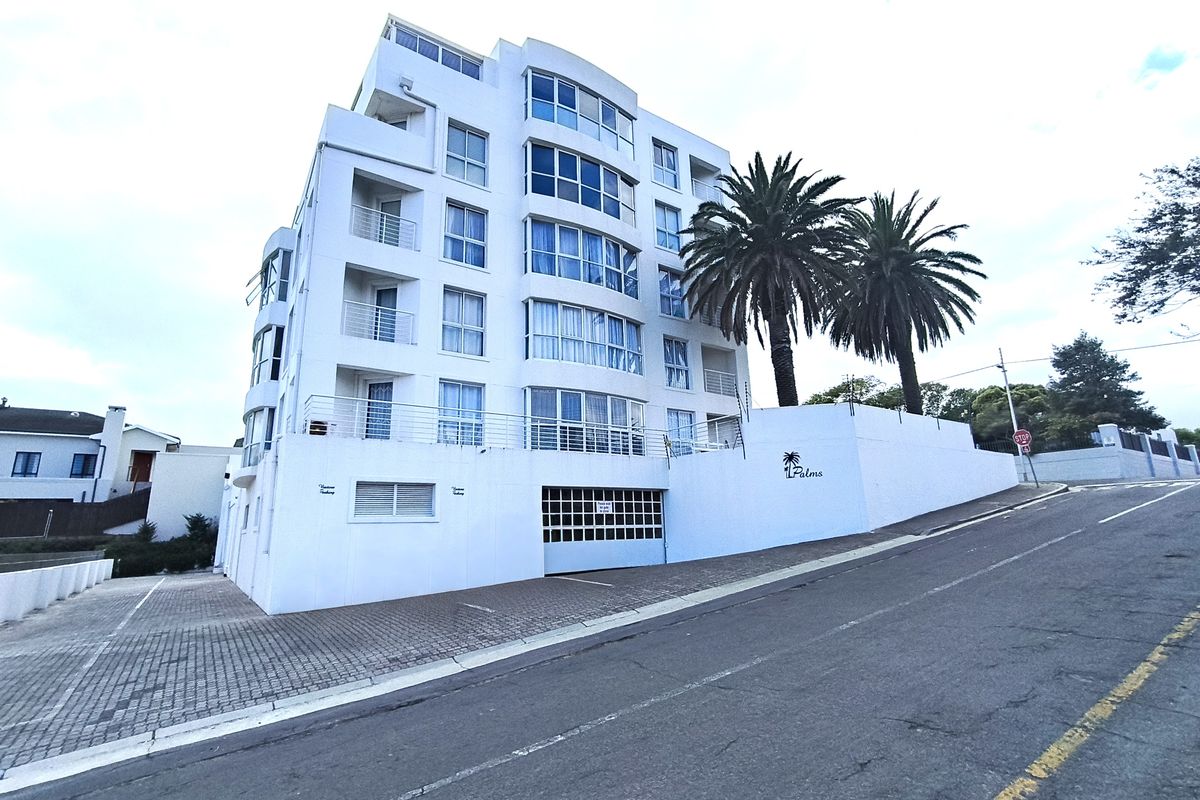 AIRBNB - COASTAL INVESTMENT - PRIME STRAND LOCATION - Photo 2