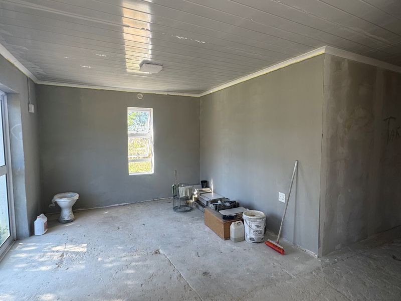Exclusive Mandate – Priced to Sell! Finish It Your Way | No Transfer Duty - Photo 5
