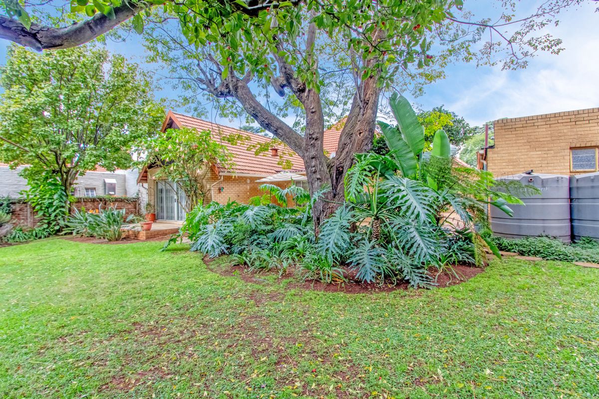 Versatile Multi-Unit Property with Excellent Rental Income Potential - Photo 5